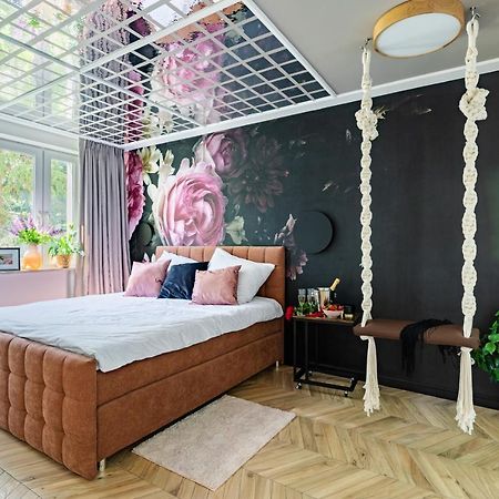 Secret Garden Apartment وارسو المظهر الخارجي الصورة