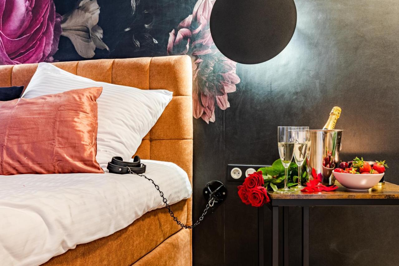 Secret Garden Apartment وارسو المظهر الخارجي الصورة